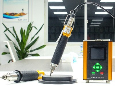 伺服電批加上機(jī)器人視覺，究竟是什么效果？-堅(jiān)豐股份