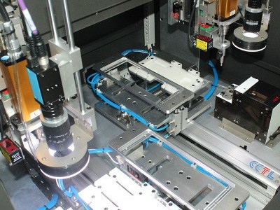 堅(jiān)豐自動(dòng)擰螺絲機(jī)幫你節(jié)約成本！-堅(jiān)豐股份